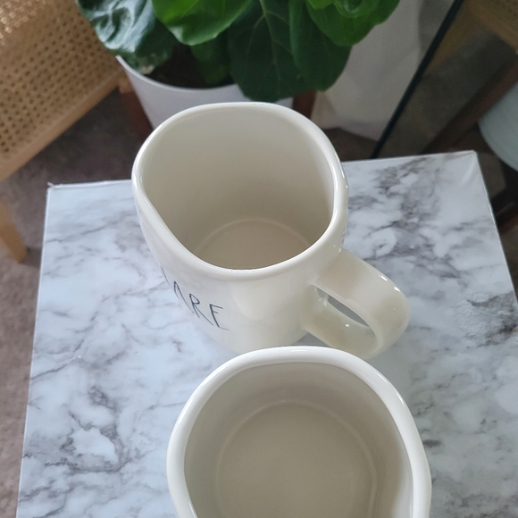 Rae Dunn Share Set of Mugs - Picture 5 of 5